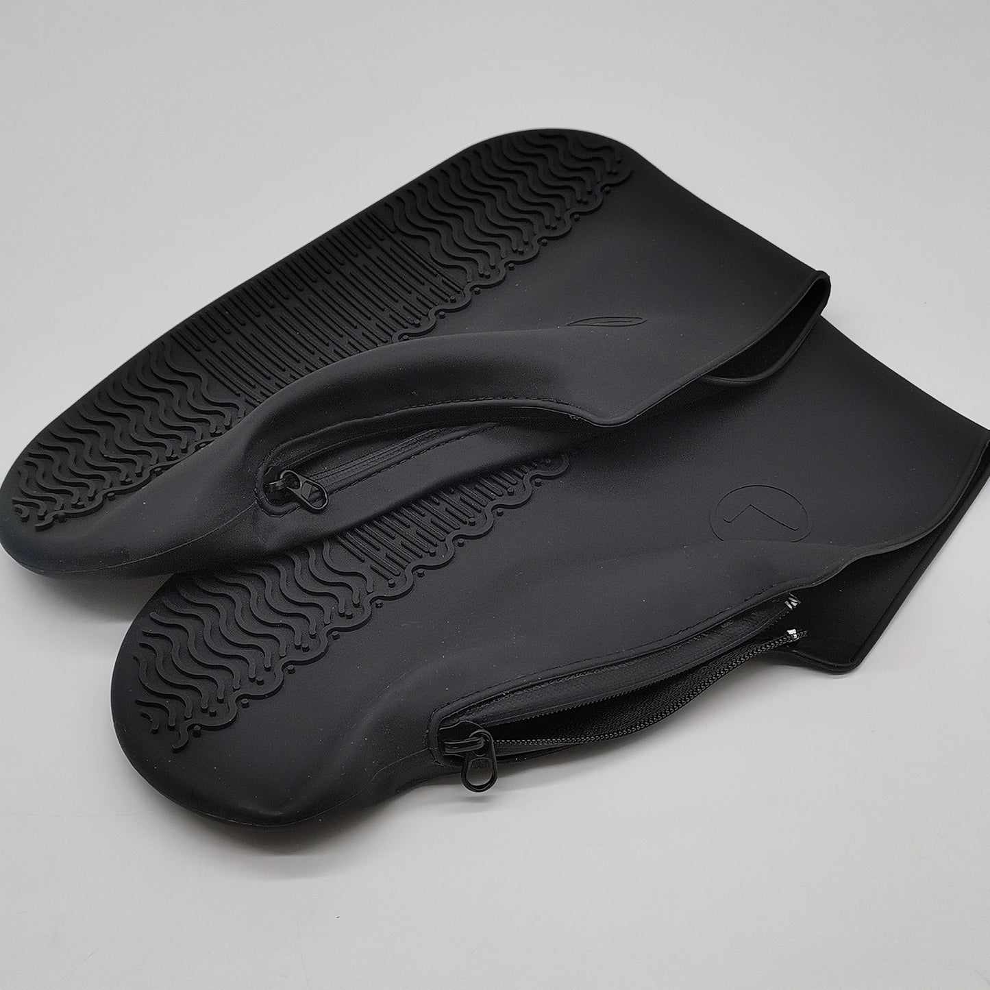 Shoe Covers Waterproof Reusable Foldable Not-Slip Rain Shoe Covers with Zipper,Shoe Protectors Overshoes Rain Galoshes for Kids Men and Women