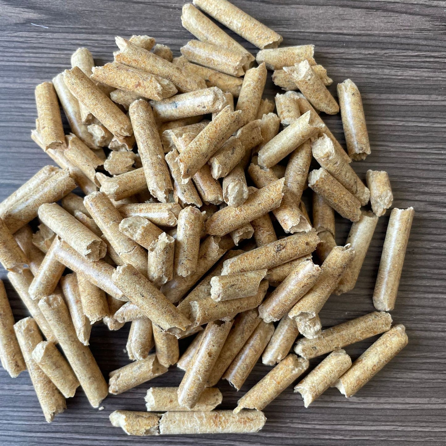 The biomass pellet combustion pellet larch boiler burns biomass pellet fuel