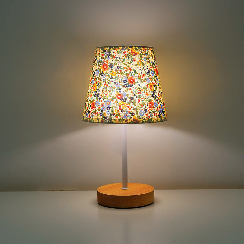 Solid wood fabric usb small table lamp, bedroom bedside lamp, study, residential dormitory led night light, creative ambient light decoration