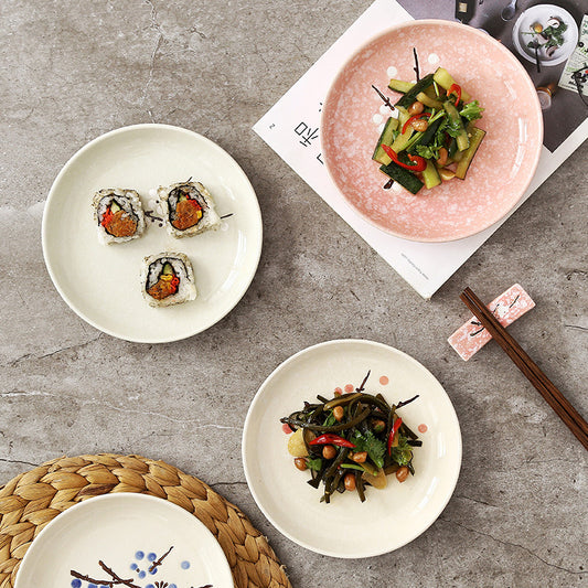 6 - inch Japanese - style round plates, creative plum blossom hand - painted underglaze ceramic tableware, dessert plates, side dish plates, bone plates 6英寸日式圆碟创意梅花手绘釉下彩陶瓷餐具点心碟子小菜碟盘骨碟 - 日式餐具 - Zhongshan Star Trade