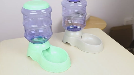 Pet water feeder, dog water feeder, large-capacity water storage water dispenser, automatic pet water dispenser, anti-tipping